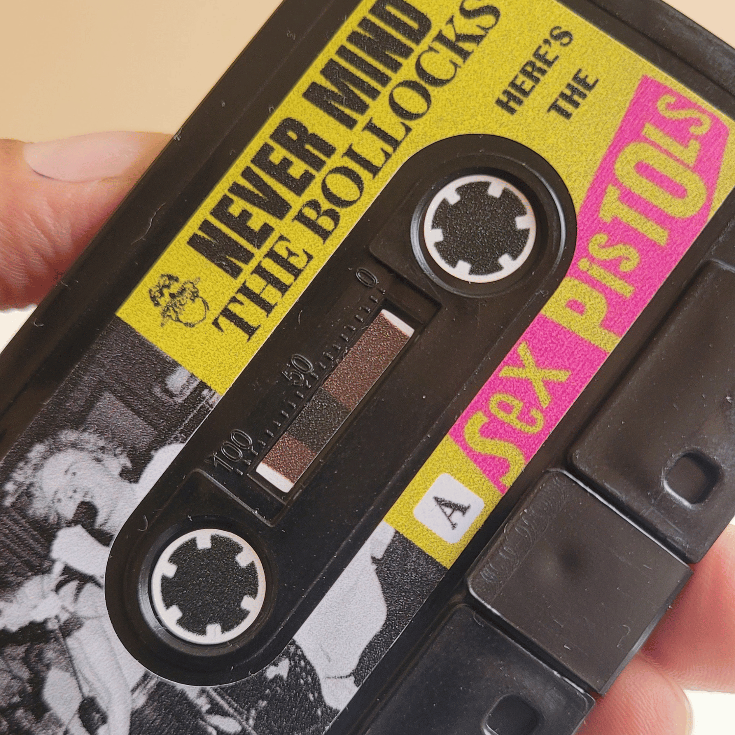 Carteira Sex Pistols (Nevermind The Bollocks) - Mr. Bacon Store
